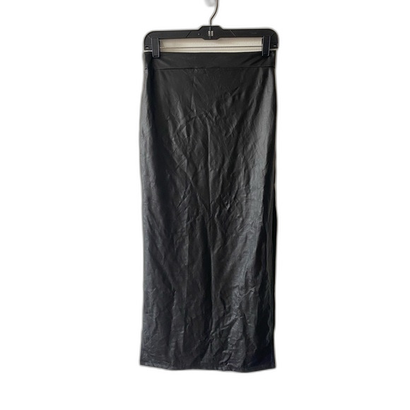 Derek Heart Faux Leather Mini Skirt - Picture 5 of 5